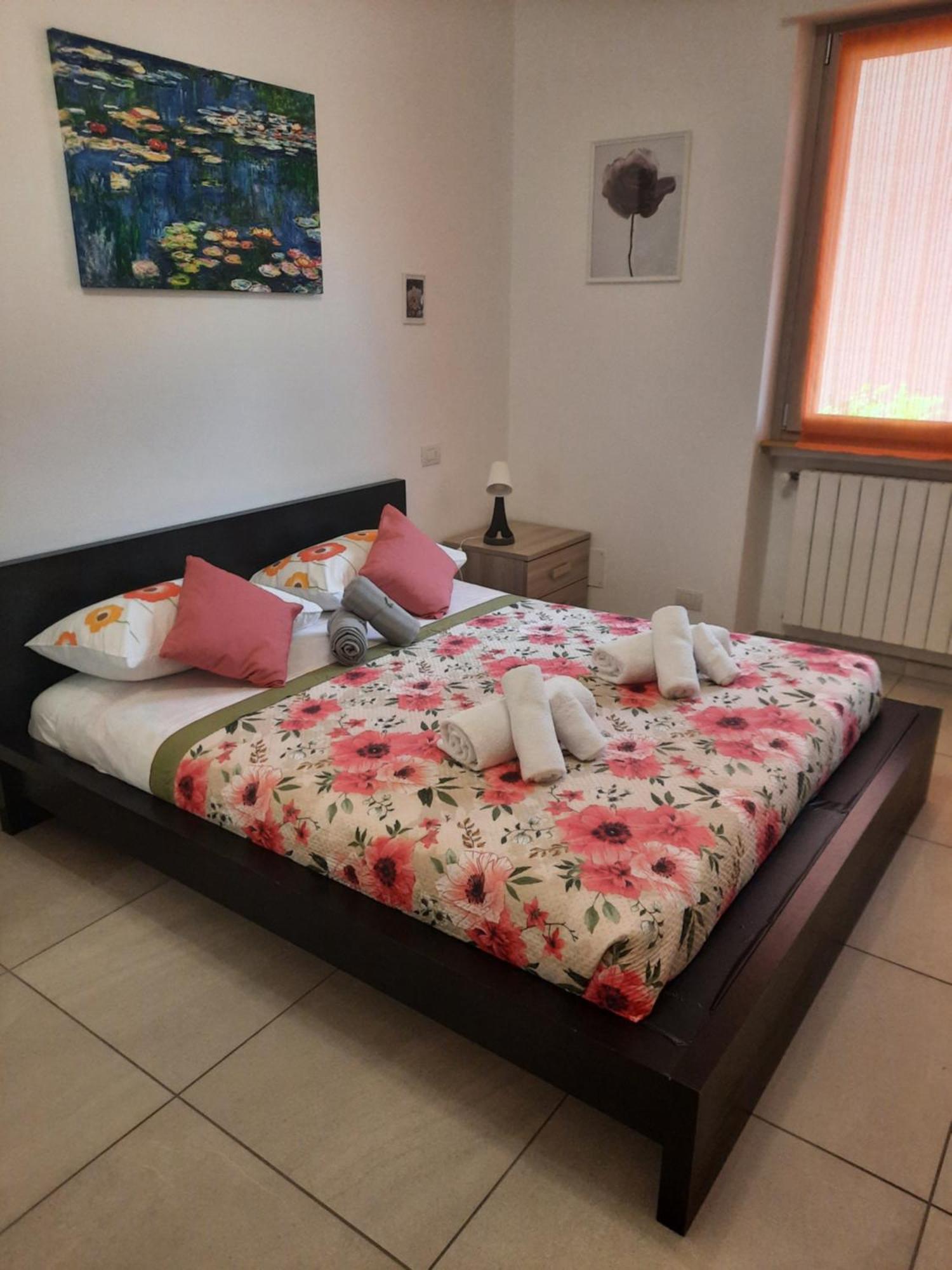 Willa La Rosa Di Emma Porlezza Zewnętrze zdjęcie